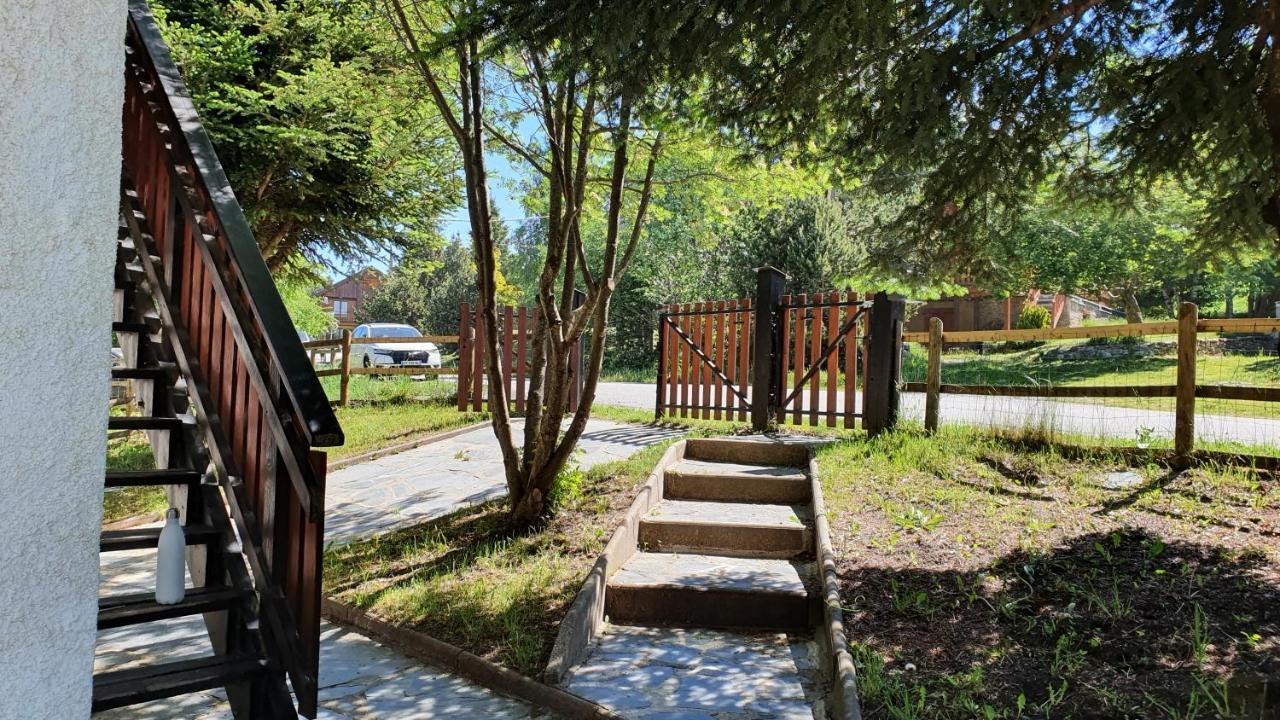 Chalet Individuel Les Sorbiers - 75m2 - Jardin - Garage - Wifi - Barbecue - Eyne 2600 - Pyrénées Catalanes Françaises - Exterior foto